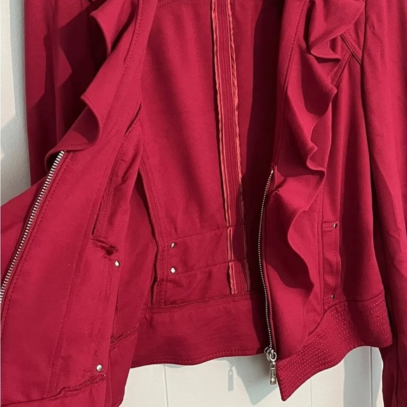 White House Black Market Red Motto Zip Jacket size 12 GUC, and skirt size 10 EUC - Picture 2 of 12